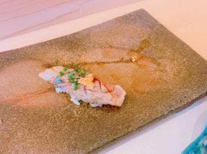 鮨おかだ