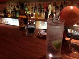 BAR Voeux 赤坂けやき通り店