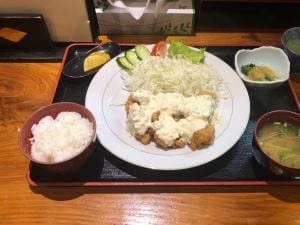 いろり食事処