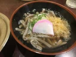 肉料理や にくと、うどん。