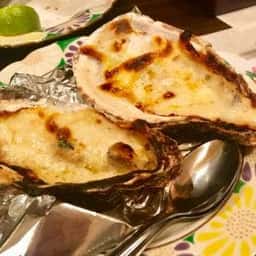 牡蠣ひよっこ商店 胡町店