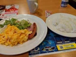 ガスト 港北新羽店