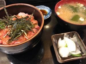 しなのや