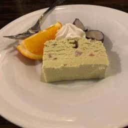 ダイニングバス バストロ