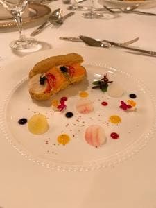 メインダイニングルーム ボーセジュール 苗場プリンスホテル