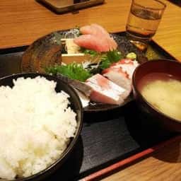 大衆酒屋 てらけん本家 泉岳寺駅前店