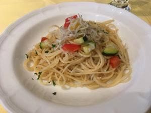 LISTA イタリア料理とワイン・日替わり料理