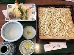 かまくら山路 ~小町通り雪ノ下~