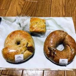 AZU BAGEL