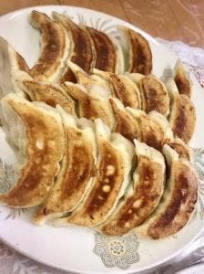 餃子舗 美味
