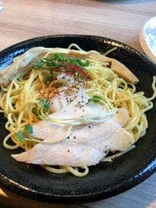 らーめん、肉丼ぶり 吉成鶏白湯 鶏神