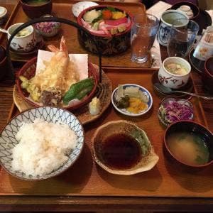 かつ美飲食店