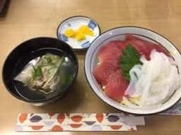 市場の食堂