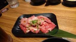 焼肉酒場 ともさんかく はなれ