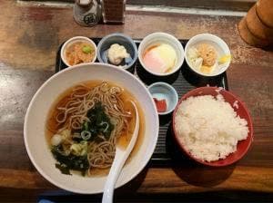 茜鶏 もへじ