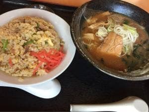 台湾料理 紅葉