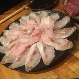 梁