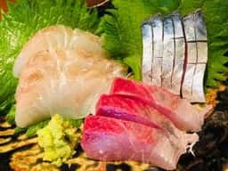 魚酒房 扇子