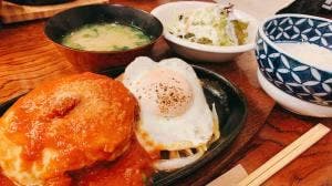 ダイニング 木戸