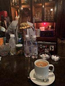 喫茶ヒルナンデス