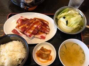 川内ホルモン