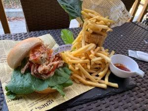 vegetable cafe & seafood bar saien