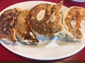 青山餃子房 鴻巣店