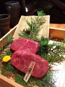 熟成 ・ 炭火焼肉のお店 和牛懐石 但馬屋