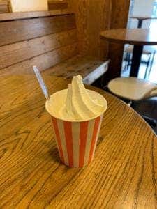 モーモーズ