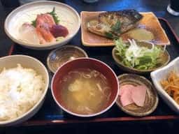 めのじや