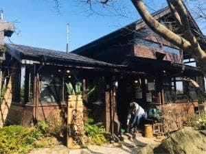 とんぼの森地鶏炭火焼