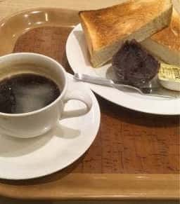 関口フランスパン パティスリーダノワーズ店