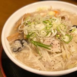 かくれ麺家 SAREDO 忍ばず