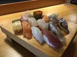 や台ずし 彦根駅前町