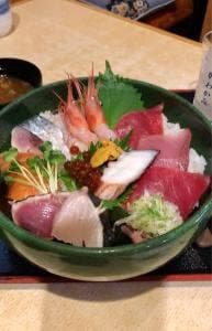 活魚料理 炉ばた焼 かわかみ