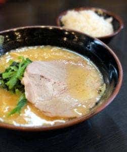 横浜家系ラーメン まくり家 祐天寺店