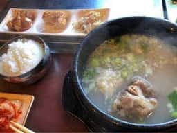 焼肉ポッサム