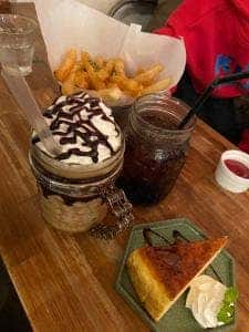 VONGO & ANCHOR ベッセルホテルカンパーナ沖縄 別館