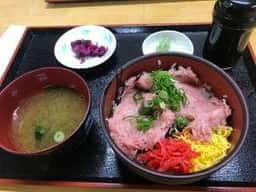 海鮮丼 ととや