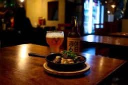 肉と煮込みの日本酒バル サンドグラス
