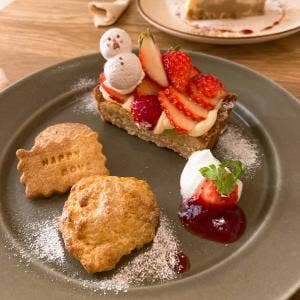 MOVE CAFE & Life