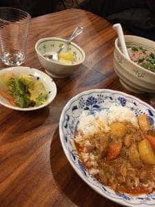 タイ ラック タイ