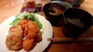 夜更けの人々