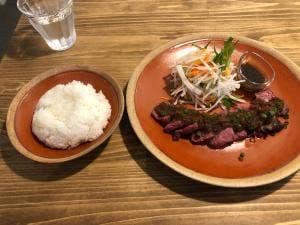 デリ&タパス ワラサン