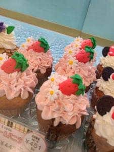 SALLYS CAP CAKE 札幌ファクトリー店