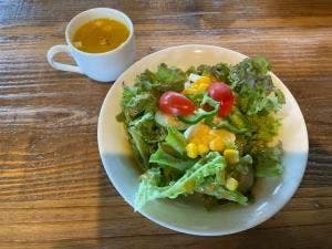 Cafe Tea Tree