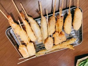 串カツ・もつ鍋酒場 利休