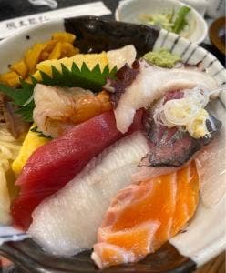 桃太郎すし 駒沢店
