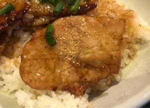 豚そばと炙り豚丼 ドラゴン