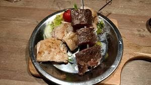 お肉とチーズ バンビーナ 大宮店